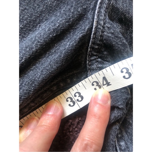 😎Levi’s Premium 70’s high-rise Flares - Picture 9 of 11